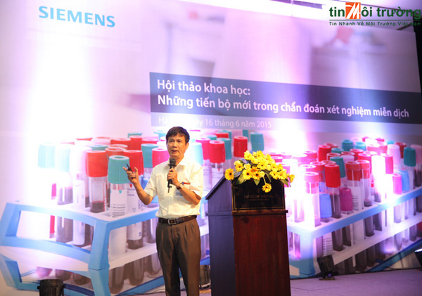 [-]Bộ[-]phận[-]xét[-]nghiệm[-]y[-]tế[-]của[-]Siemens[-]cam[-]kết[-]trong[-]đào[-]tạo[-]tại[-]Việt[-]Nam